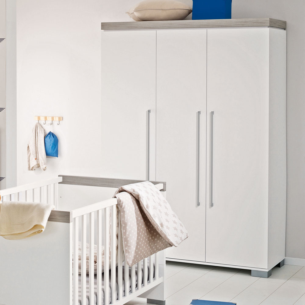 Kleiderschrank Kira 3-trg. » Möbel Rundel